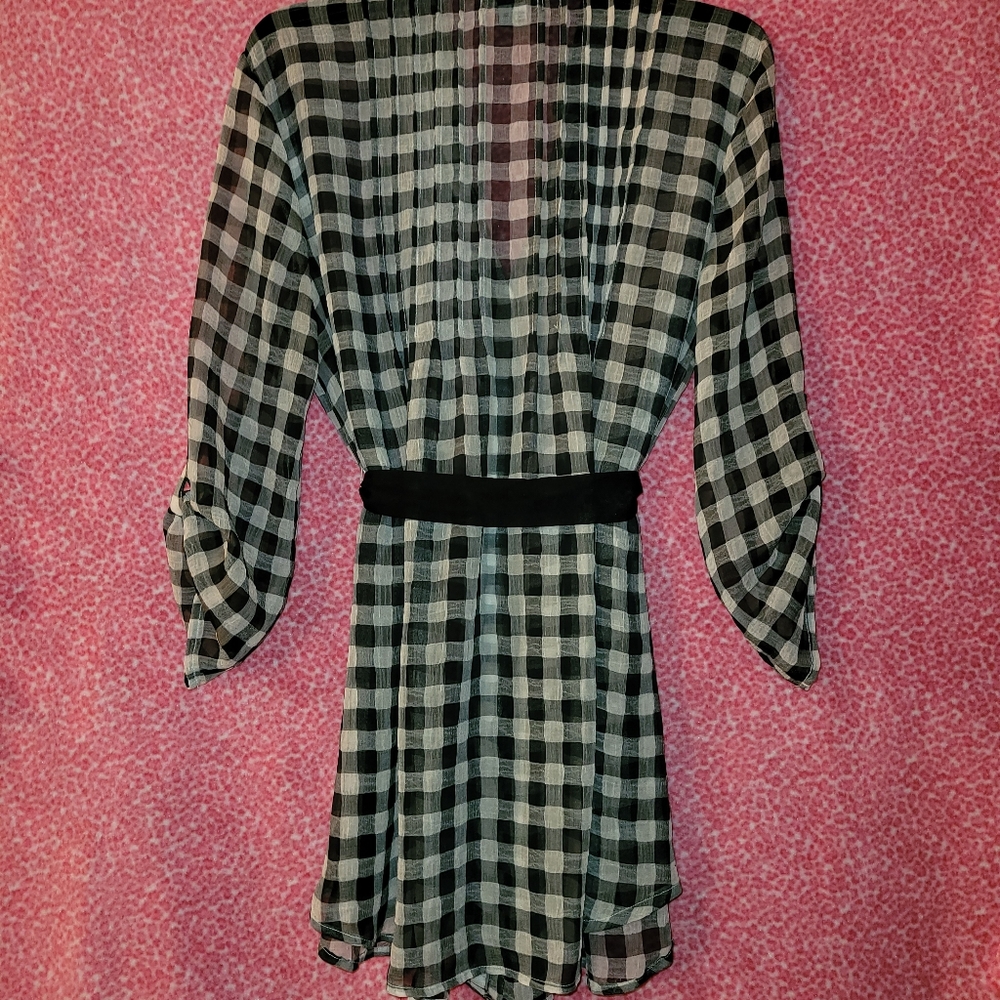 Women's My Michelle Sheer Top - Picture 7 of 7